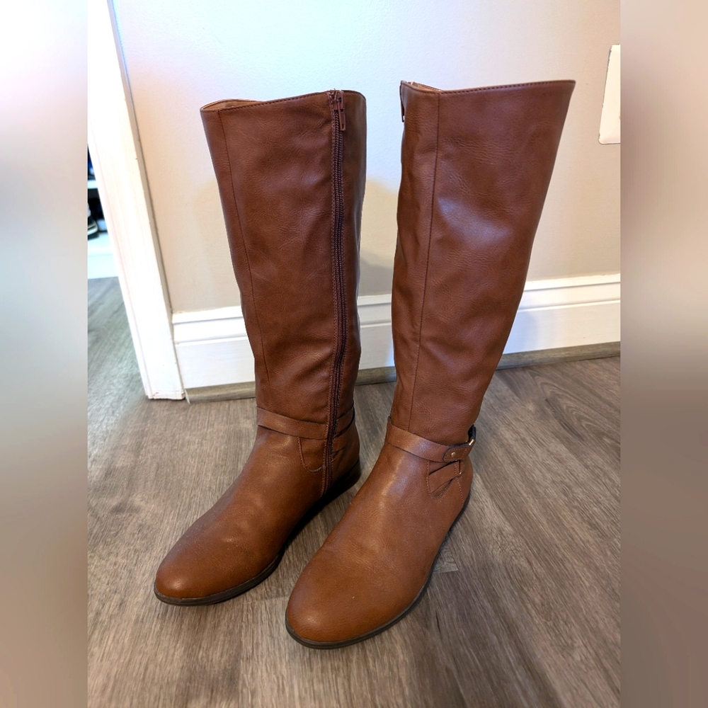 Riding boots